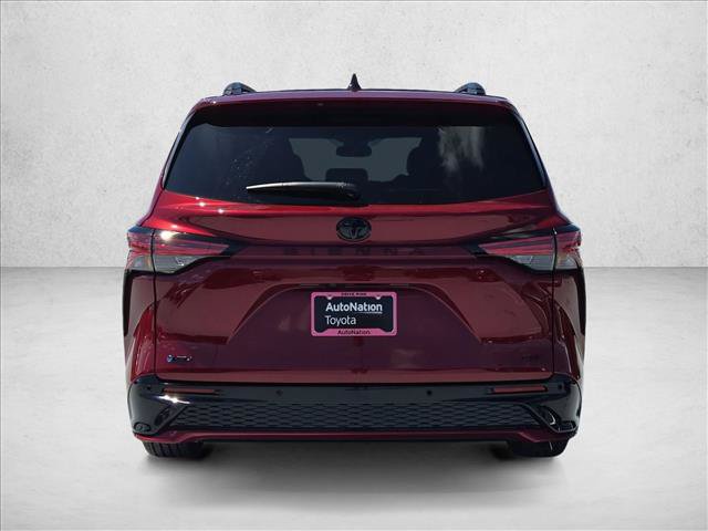 New 2026 Toyota Sienna XSE FWD image 8