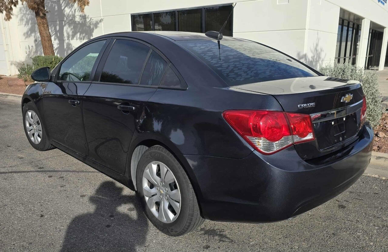 Used 2015 Chevrolet Cruze LS image 7