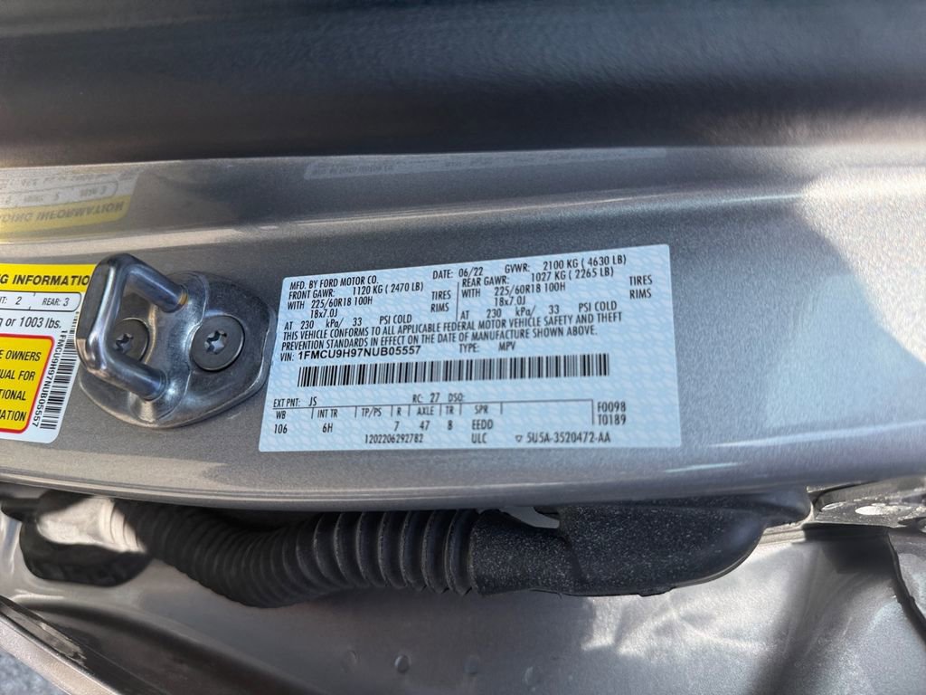 Used 2022 Ford Escape SEL w/ Technology Package AWD/4WD image 30