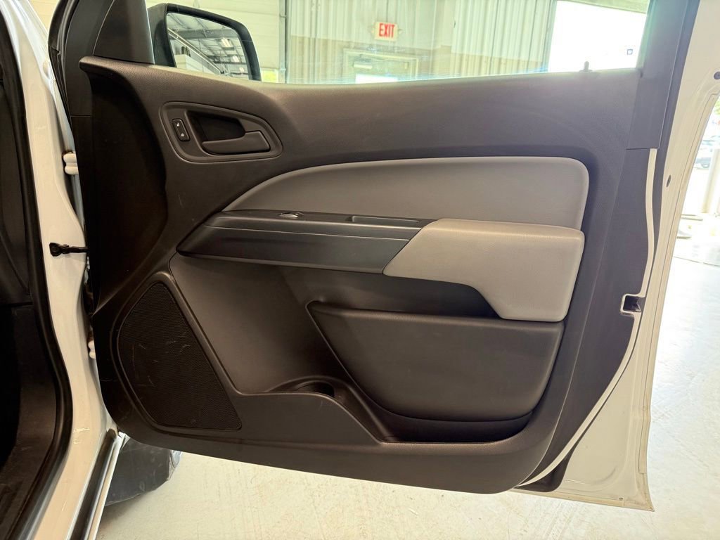 Used 2015 Chevrolet Colorado W/T RWD image 27