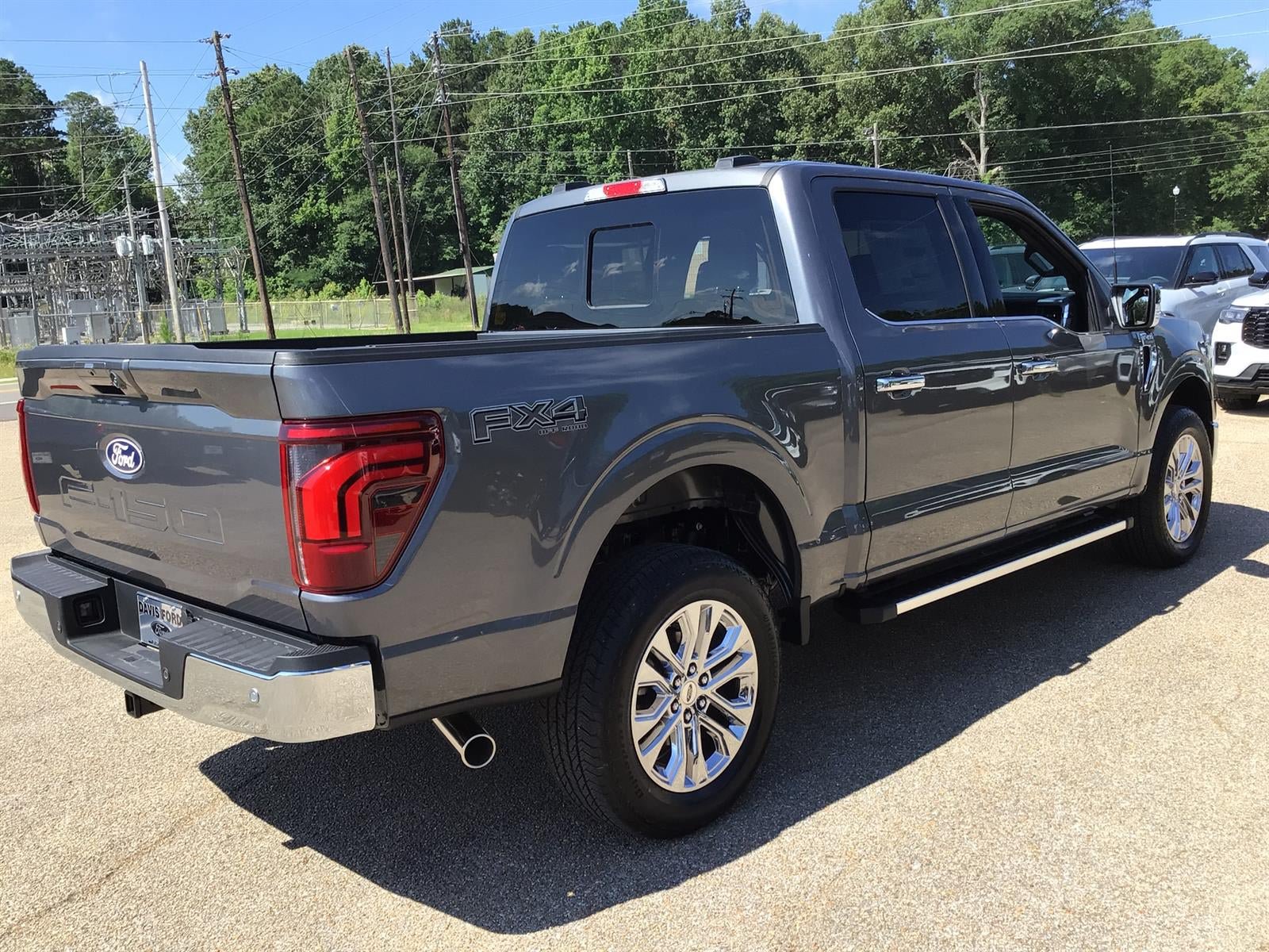 New 2026 Ford F150 Lariat w/ Equipment Group 501A Mid AWD/4WD image 9