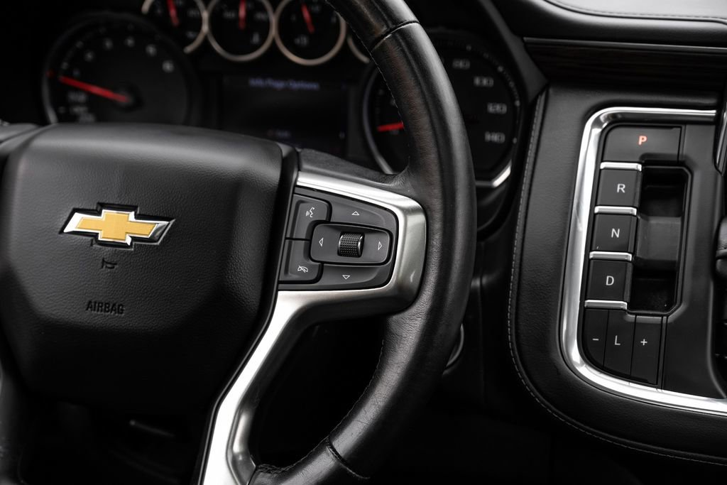 Used 2021 Chevrolet Suburban LT image 15