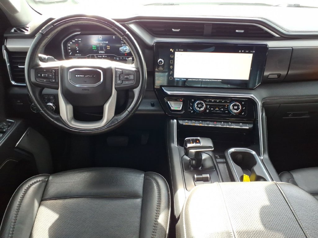 Used 2023 GMC Sierra 1500 Denali w/ Technology Package AWD/4WD image 18