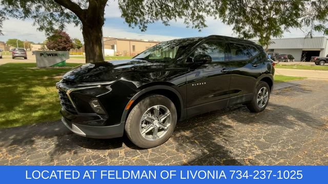 Certified 2024 Chevrolet Blazer LT w/ Convenience Package FWD image 4