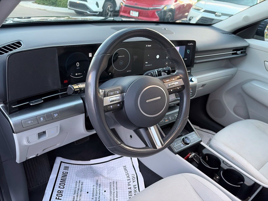 Used 2024 Hyundai Kona SEL w/ Convenience Package AWD/4WD image 23