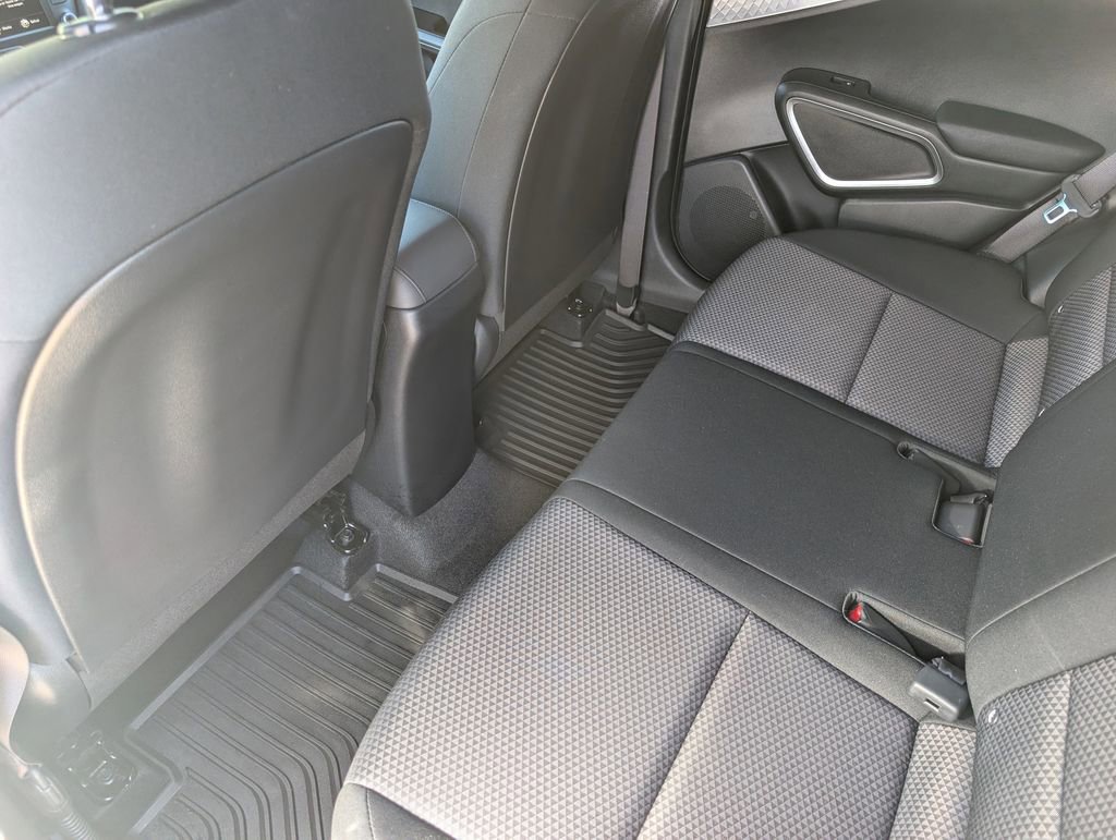 Certified 2025 Kia Soul LX image 18