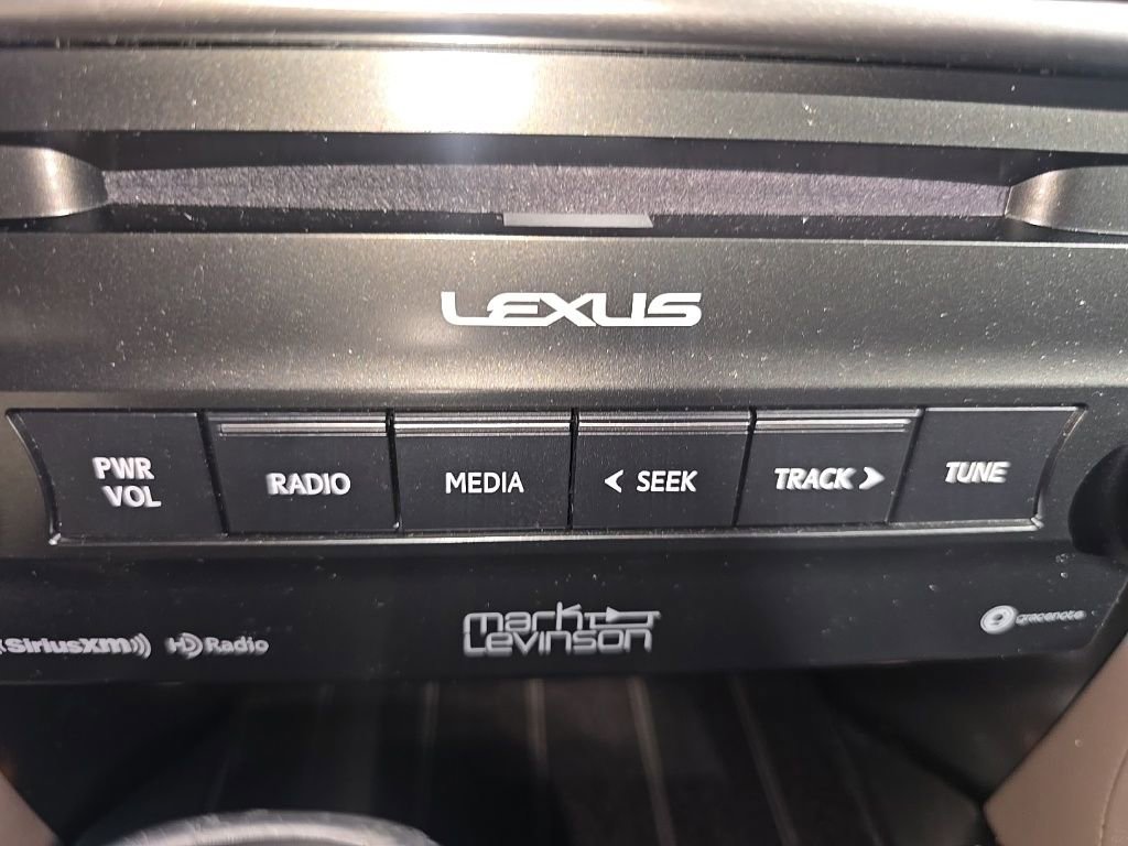 Used 2023 Lexus GX 460 Premium w/ Accessory Package image 45