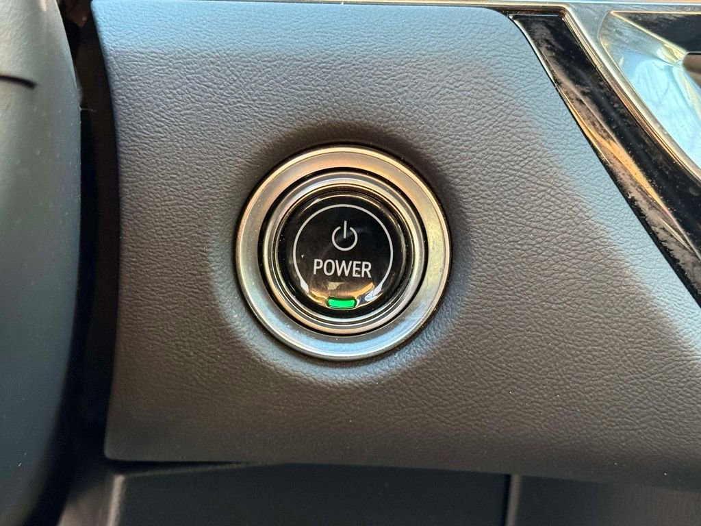 Used 2024 Cadillac Lyriq Luxury w/ LPO, Floor Liner Package image 28