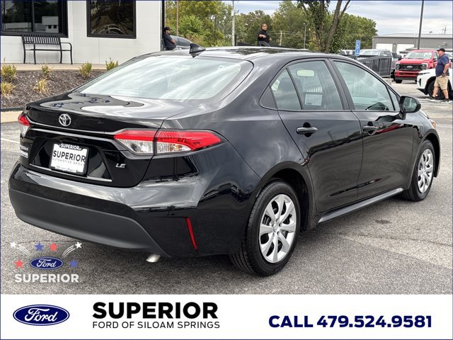Used 2025 Toyota Corolla LE FWD image 3