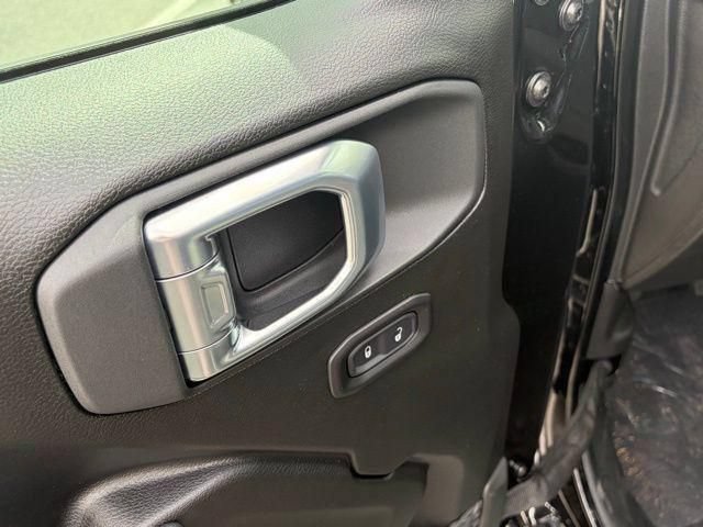 New 2026 Jeep Wrangler Sport AWD/4WD image 13