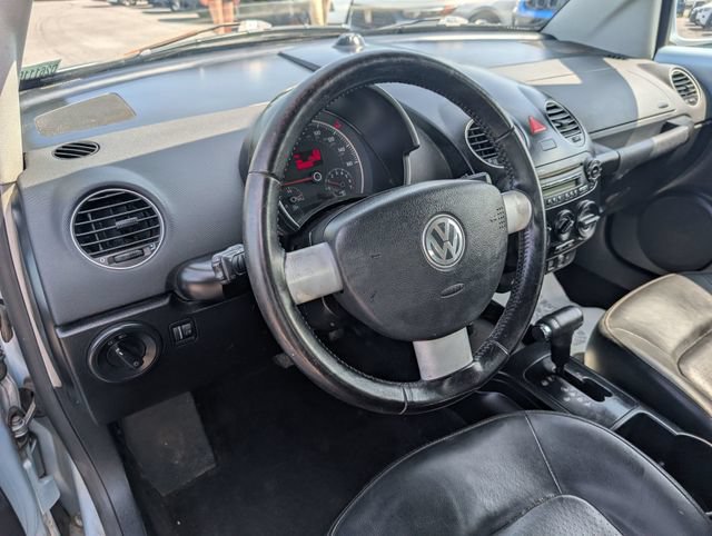 Used 2009 Volkswagen Beetle S FWD image 21