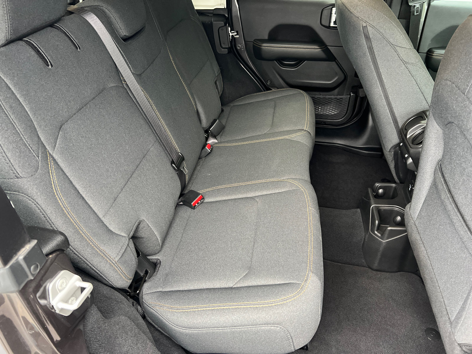Used 2026 Jeep Wrangler Unlimited Sahara AWD/4WD image 18