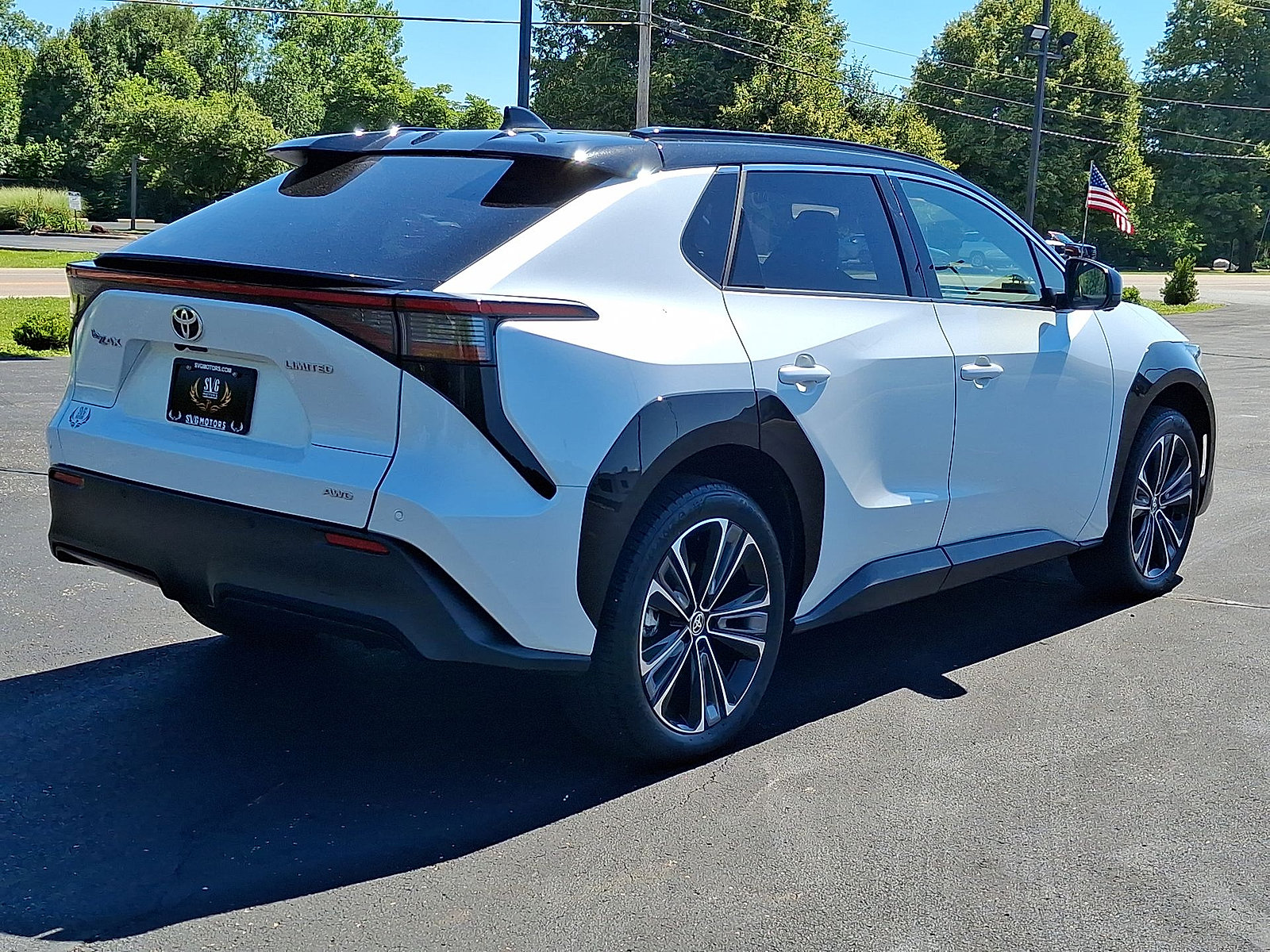 Used 2023 Toyota bZ4X AWD w/ Weather Package image 25