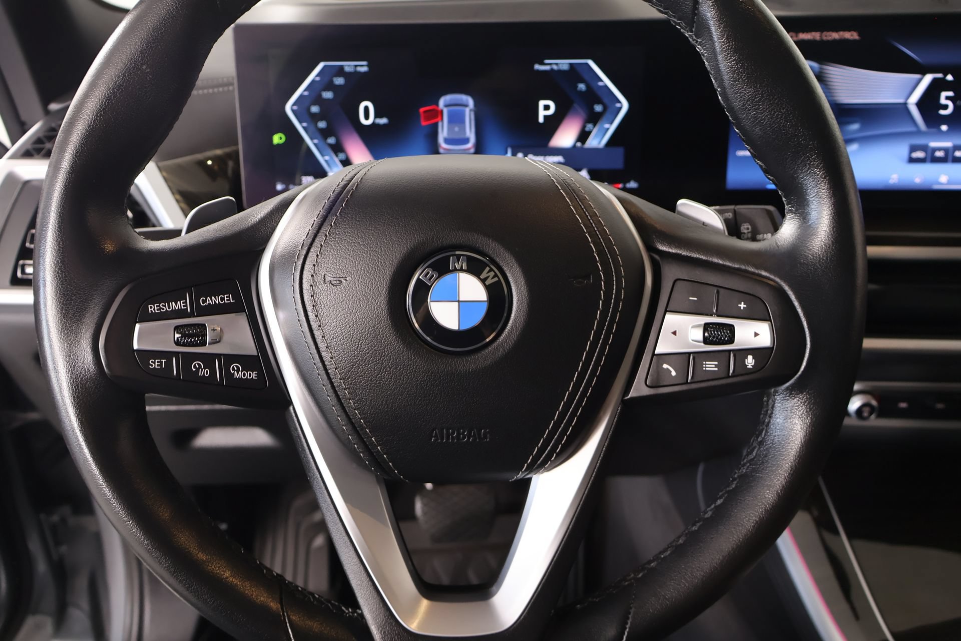 Used 2024 BMW X5 xDrive40i AWD/4WD image 3