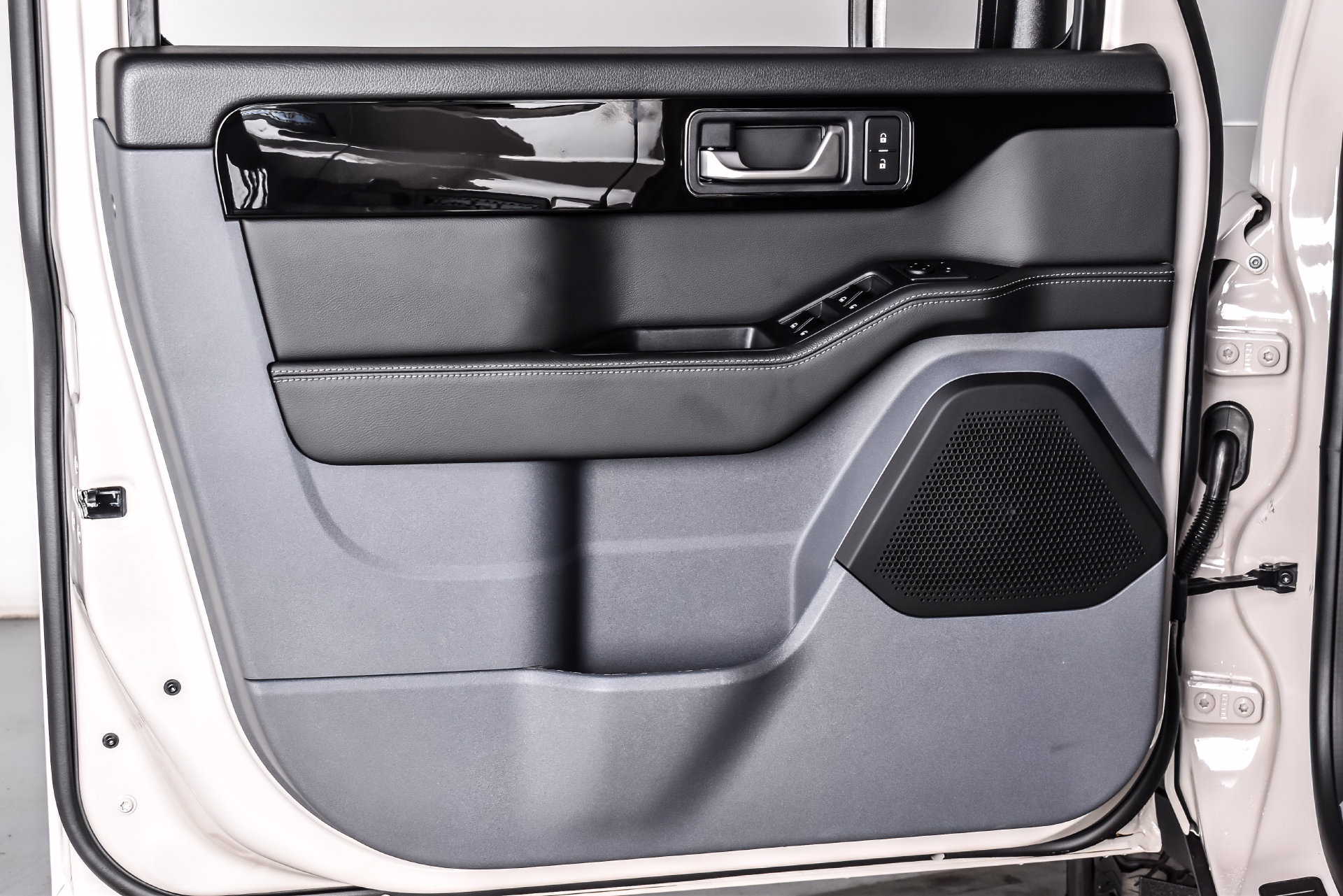 New 2026 INEOS Grenadier Station Wagon AWD/4WD image 11