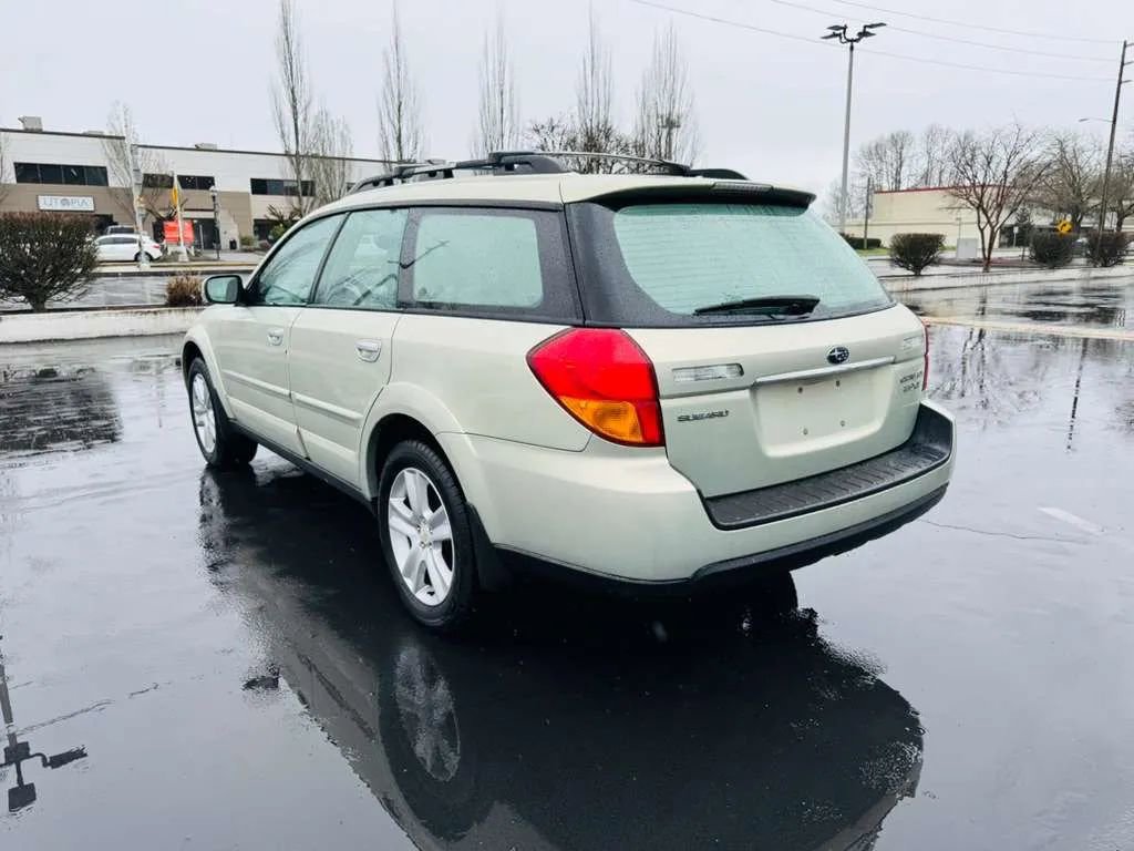 Used 2005 Subaru Outback 2.5XT Limited image 3