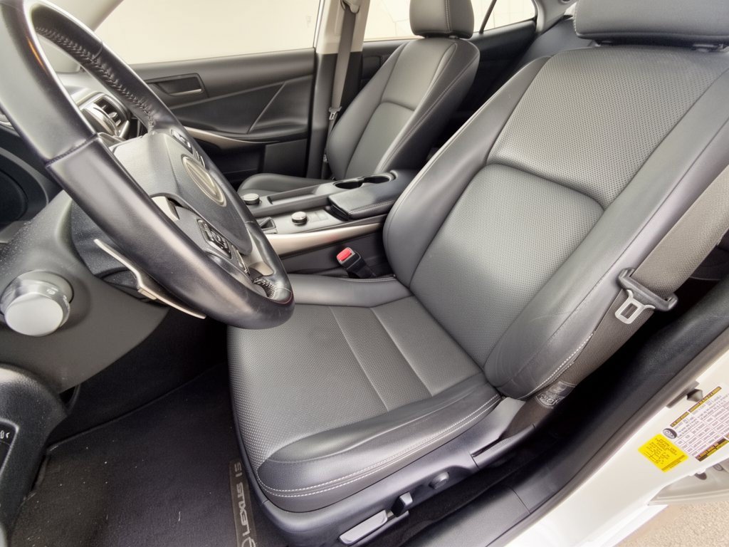 Used 2020 Lexus IS 300 w/ Accessory Package 2 RWD image 5