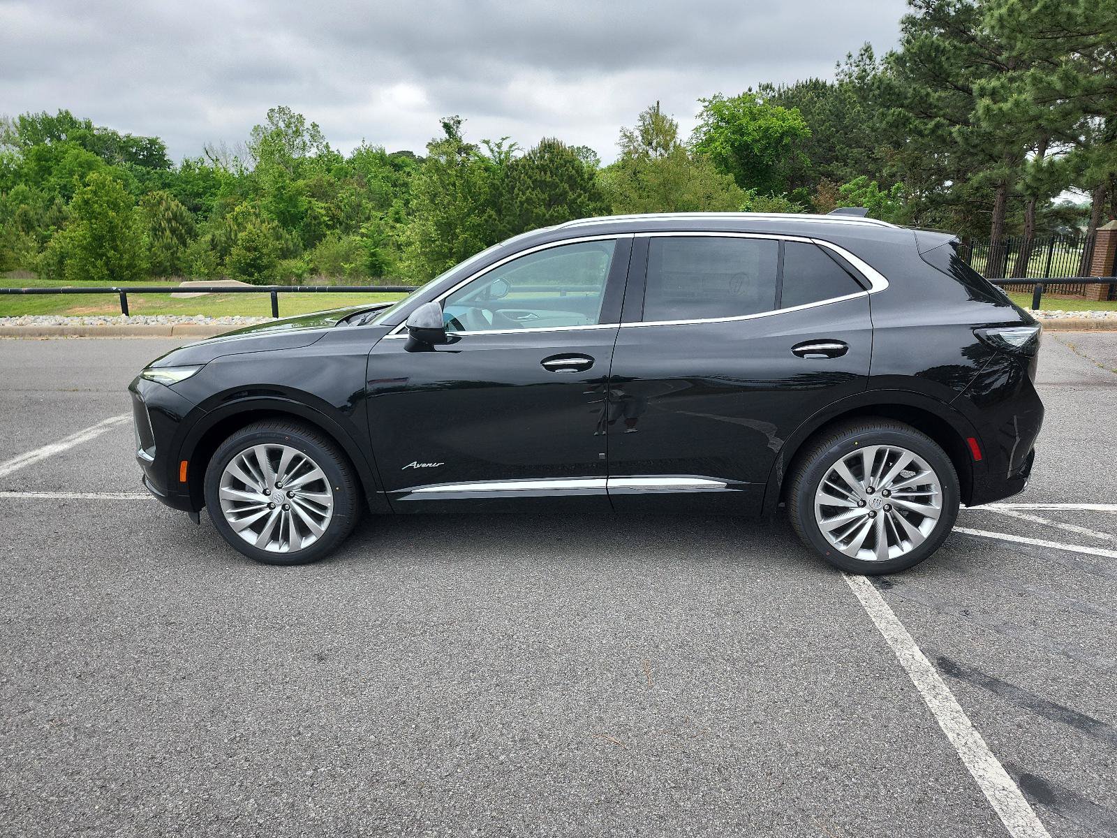 New 2026 Buick Envision Avenir AWD/4WD image 2