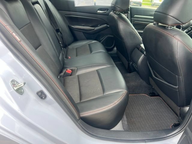 Used 2023 Nissan Altima 2.5 SR FWD image 22
