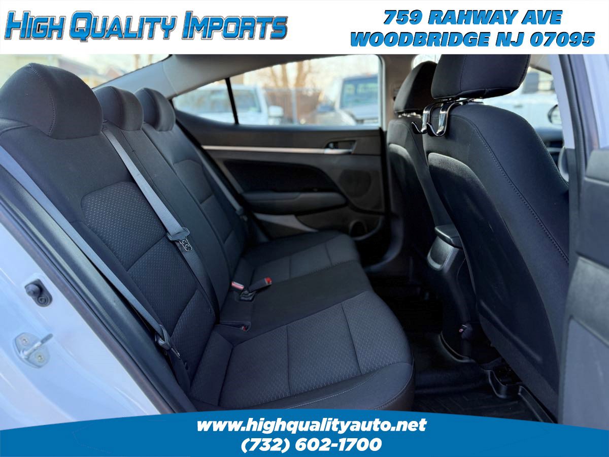 Used 2020 Hyundai Elantra SEL w/ Cargo Package (C1) image 18