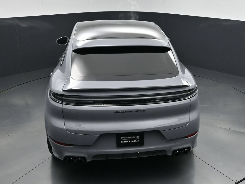 Certified 2025 Porsche Cayenne GTS AWD/4WD image 19