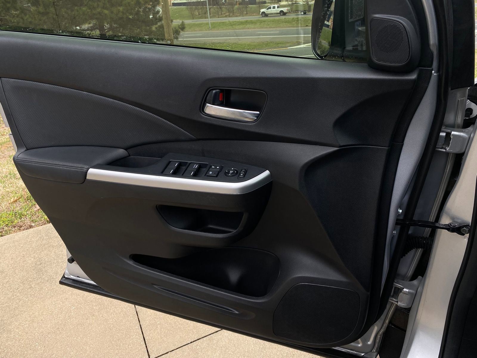 Used 2016 Honda CR-V EX-L image 25