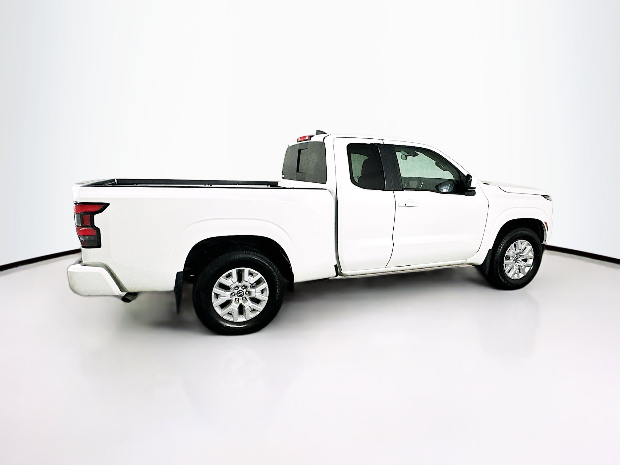Used 2024 Nissan Frontier SV w/ SV Convenience Package RWD image 10