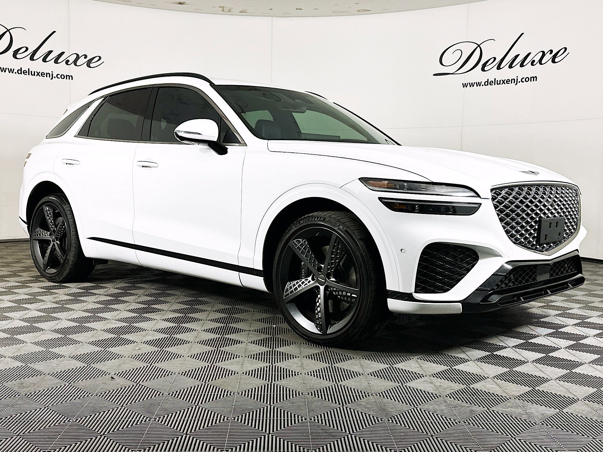 Used 2023 Genesis GV70 2.5T w/ Sport Prestige Package image 1