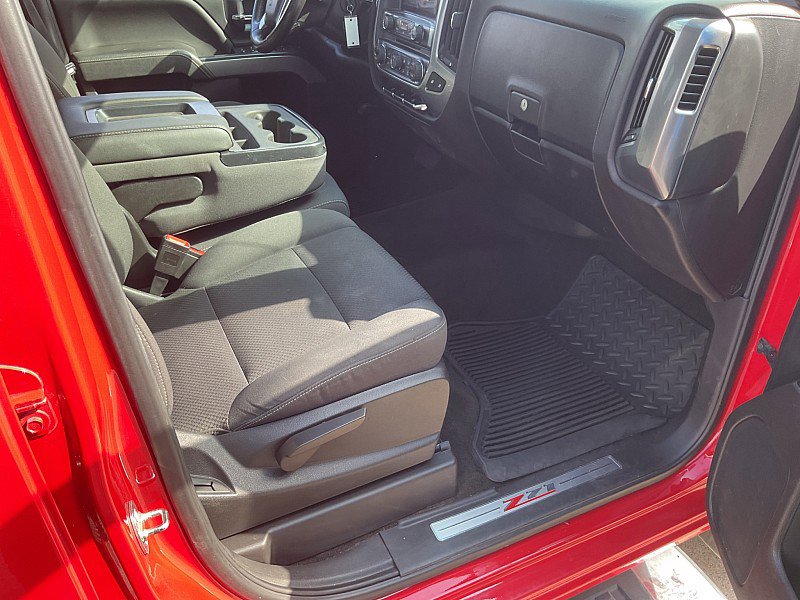 Used 2018 Chevrolet Silverado 1500 LT w/ All Star Edition image 15