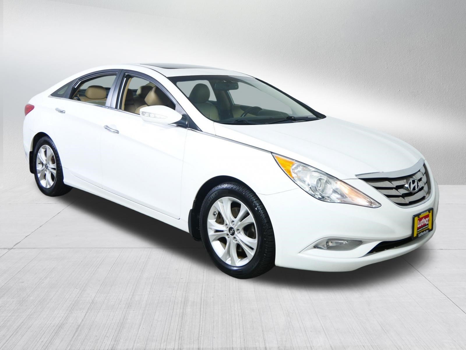 Used 2013 Hyundai Sonata Limited FWD image 1