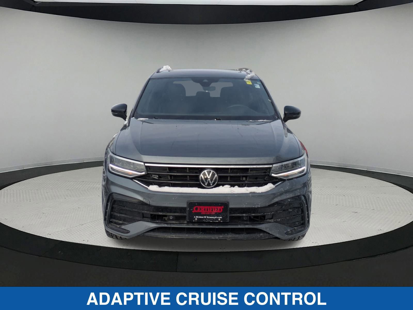 Used 2023 Volkswagen Tiguan SE R-Line image 9