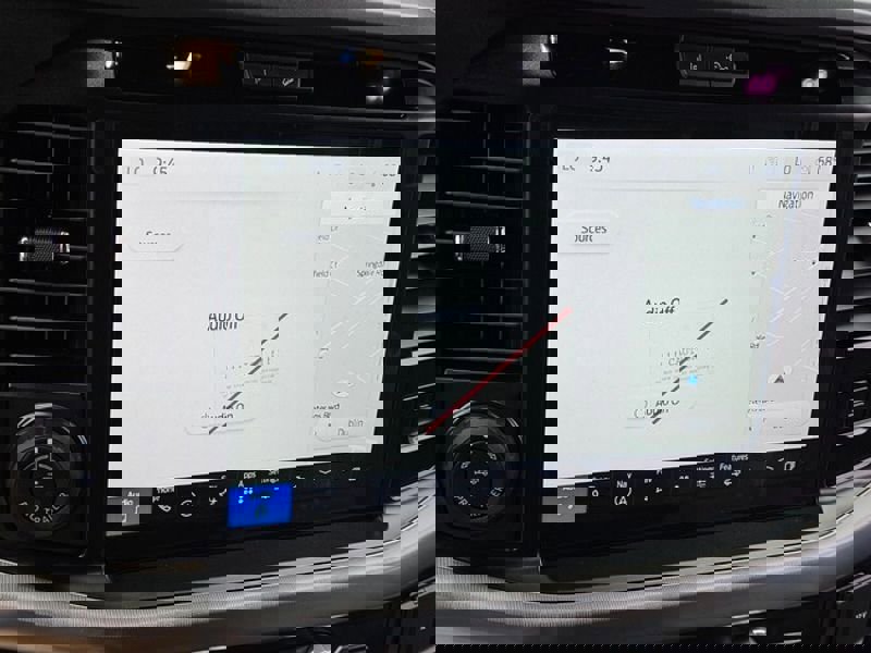 New 2025 Ford F150 Lariat w/ Equipment Group 502A High image 24