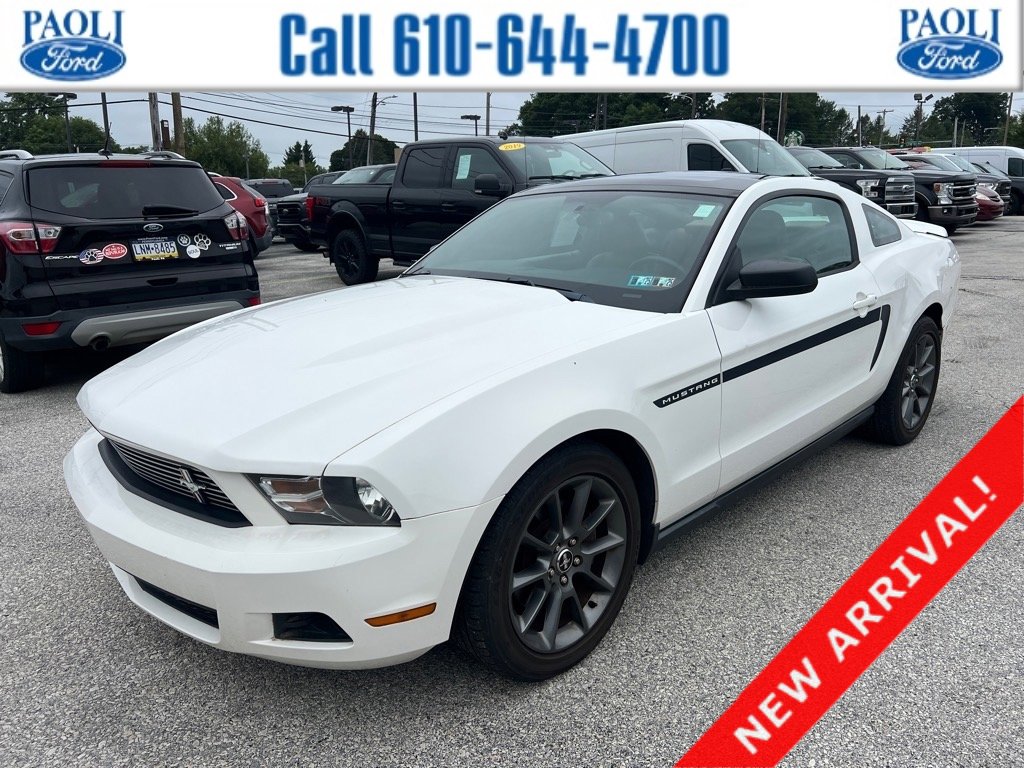 Used 2011 Ford Mustang Premium w/ Electronics Pkg