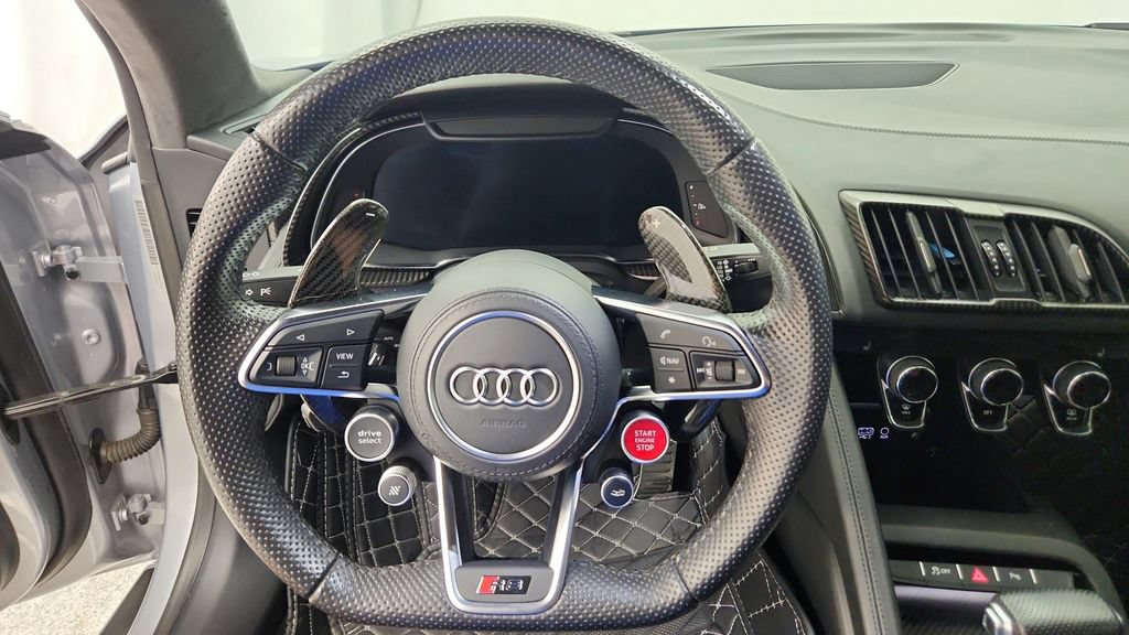 Used 2017 Audi R8 V10 plus AWD/4WD image 29