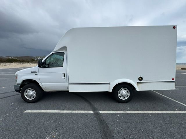 Used 2016 Ford E-350 and Econoline 350 Super Duty w/ Power Windows & Locks Group RWD image 8