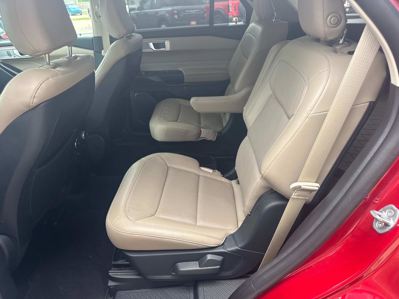 Used 2020 Ford Explorer Limited image 15