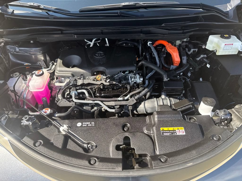 Certified 2025 Toyota Sienna XLE w/ XLE Plus Package AWD/4WD image 24