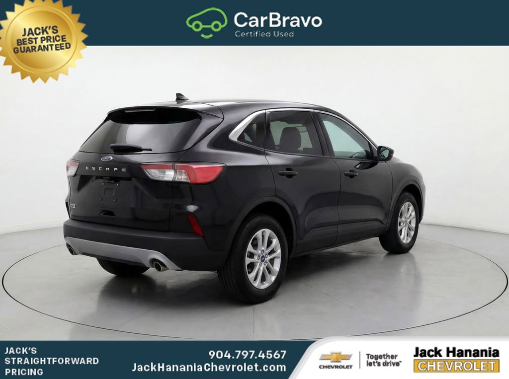 Used 2020 Ford Escape SE FWD image 3