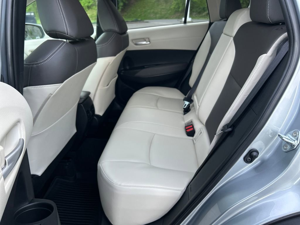 Certified 2022 Toyota Corolla Cross XLE w/ Convenience Package AWD/4WD image 28