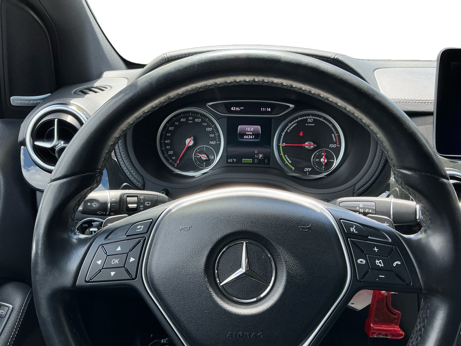 Used 2017 Mercedes-Benz B 250e image 12