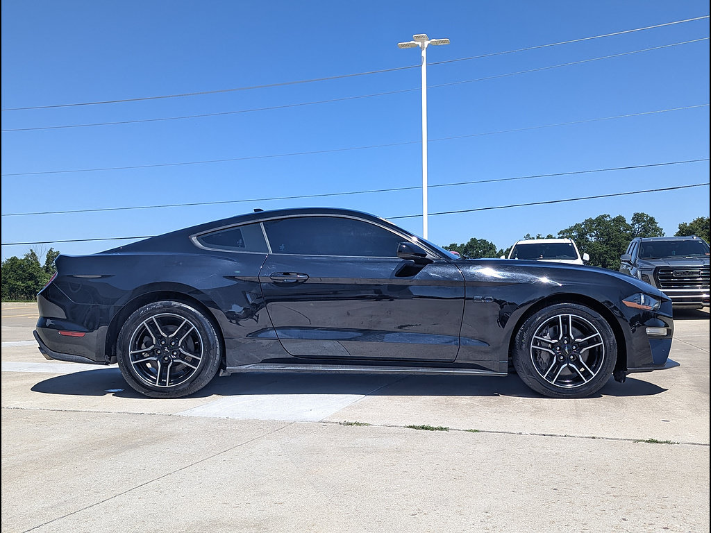 Used 2020 Ford Mustang GT RWD image 6