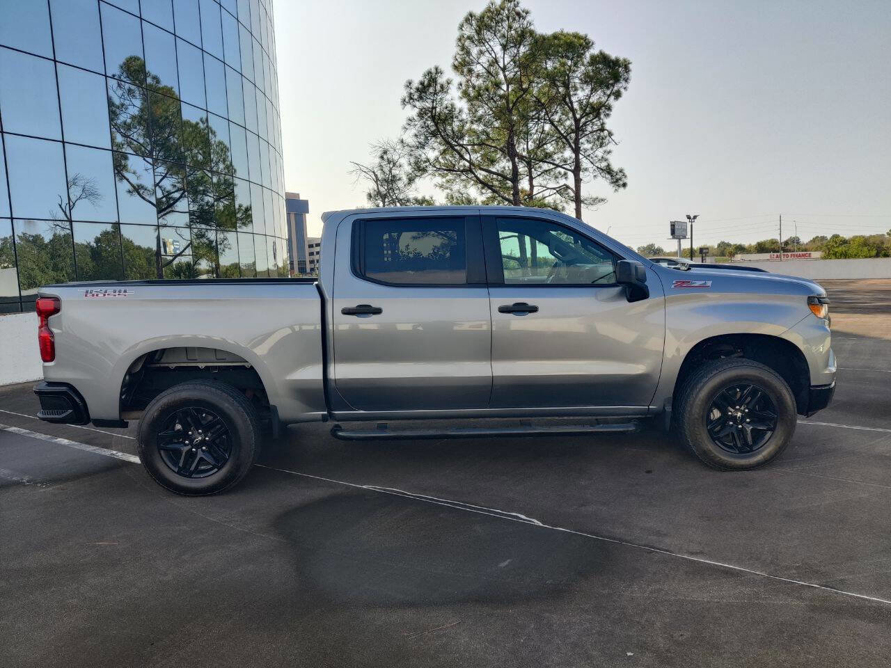 Used 2023 Chevrolet Silverado 1500 Custom Trail Boss image 11