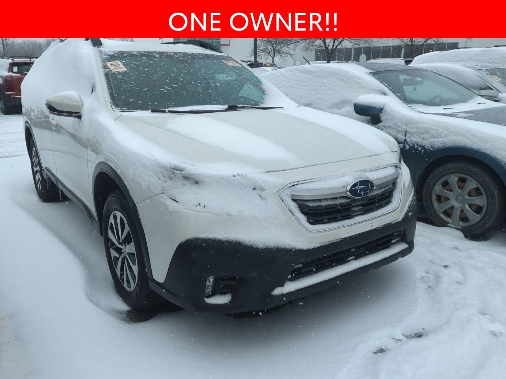 Used 2022 Subaru Outback Premium image 3