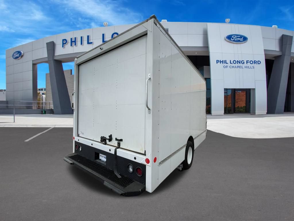 New 2024 Ford E-450 and Econoline 450 Super Duty w/ Driver's Safety Package RWD image 8