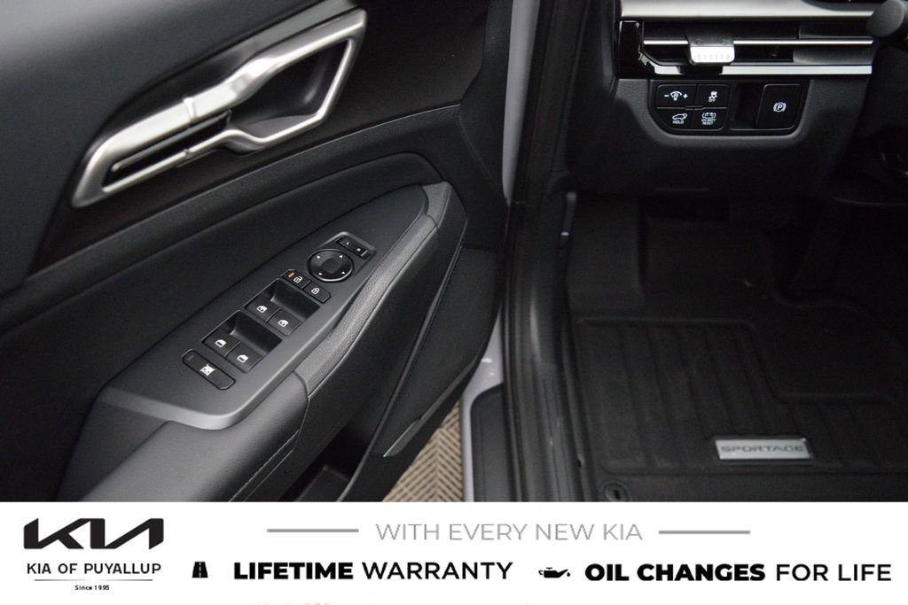 New 2026 Kia Sportage EX image 27