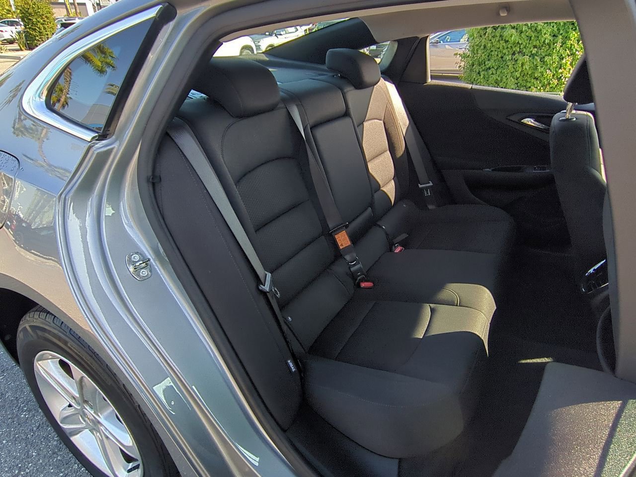 Used 2024 Chevrolet Malibu LT image 25