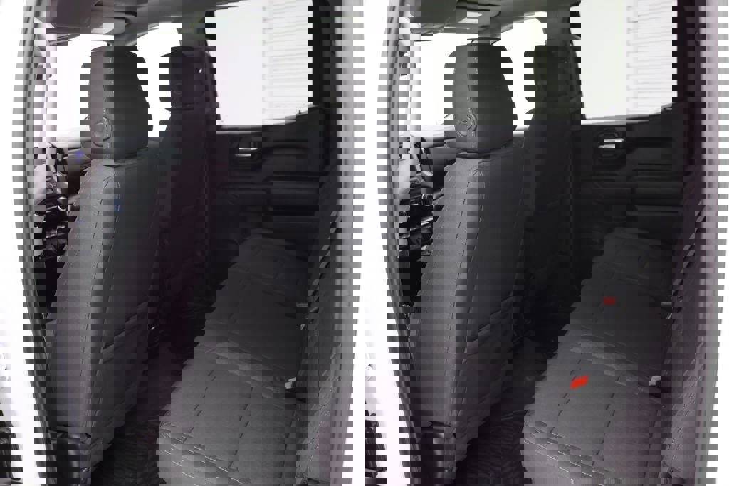 Used 2024 Chevrolet Silverado 1500 Custom image 11