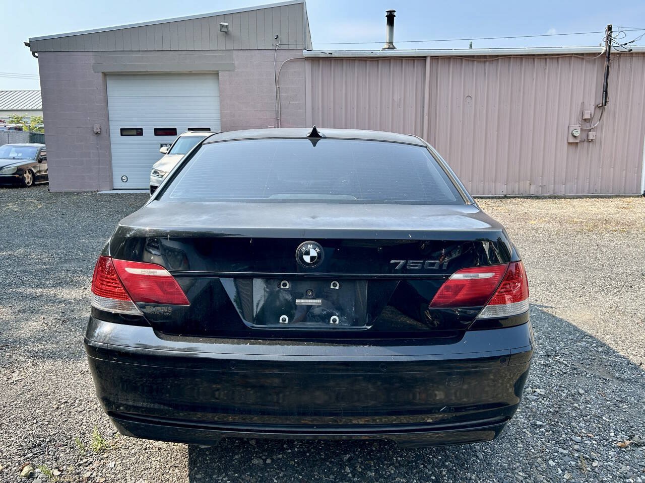 Used 2008 BMW 750i RWD image 4