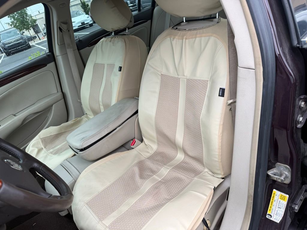 Used 2009 Buick Lucerne CXL image 8