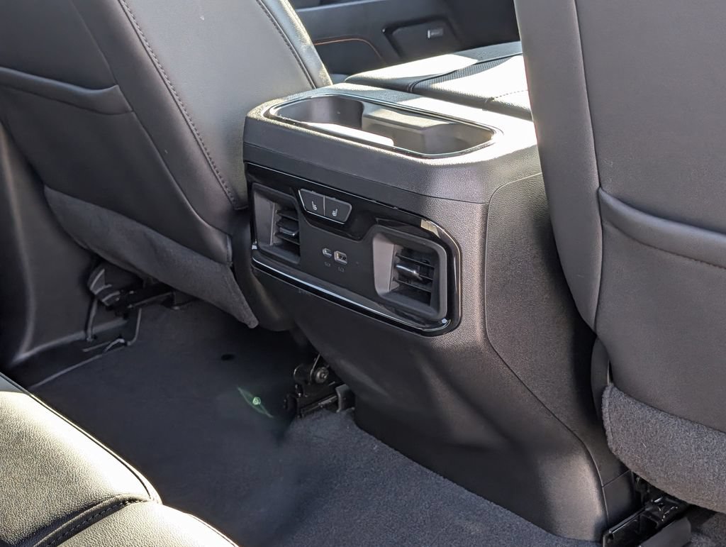 Used 2024 GMC Sierra 2500 AT4 w/ AT4 Premium Plus Package AWD/4WD image 33